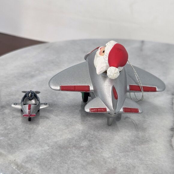 Vintage 1996 Santa Airplane Longs Ornament + 1997 Hallmark Pursuit Christmas Lot - Picture 6 of 16